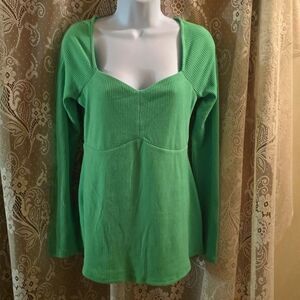 New Ingrid + Isabel Women's Size M Green‎ Empire Waist Long Sleeve Top